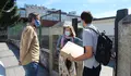 Rubén Arroxo e Felipe Rivas entregan máscaras infantís aos centros de ensino
