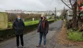 Rubén Arroxo e Alexandre Penas visitan inicio dos asfaltados en Castelo