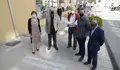 Rubén Arroxo visita co Presidente da Real Academia Galega as palabras do ano, instaladas na Rúa Menorca