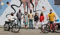 Maite Ferreiro e Rubén Arroxo presentan o ciclo de visitas turísticas #PaseArte, que inclúe rutas en bicicleta pola cidade