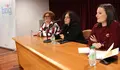 Olalla Rodil e Carme Aira propuxeron unha sanidade pública ao servizo das persoas nun acto en Pantón