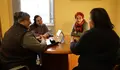 Iria Buide e Maite Ferreiro manteñen un encontro coa asociación Antonio Gandoi