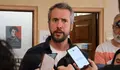 Rubén Arroxo: "Ayuso está a marcar a liña das e dos deputados do PP galegos, que agora están en contra de que o galego se use na Unión Europea"