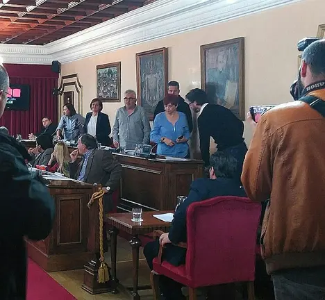 ACE, BNG e Lugonovo aus&eacute;ntanse do Plen para amosar o seu rexeitamento &aacute; exenci&oacute;n do IBI &aacute; Xunta