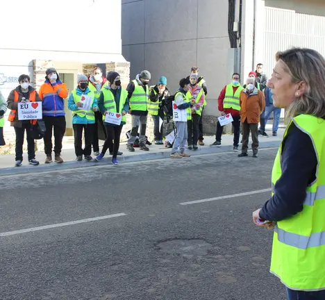 Digna Lagar&oacute;n nunha das mobilizaci&oacute;ns pola sanidade en Castro de Rei
